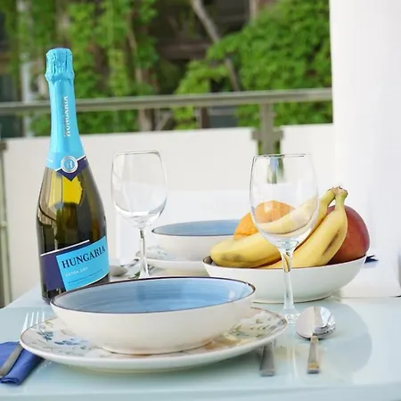 Apartment Free Parking!! Nap22