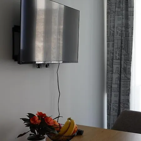 Free Parking!! Nap22