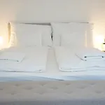 Free Parking!! Nap22 *